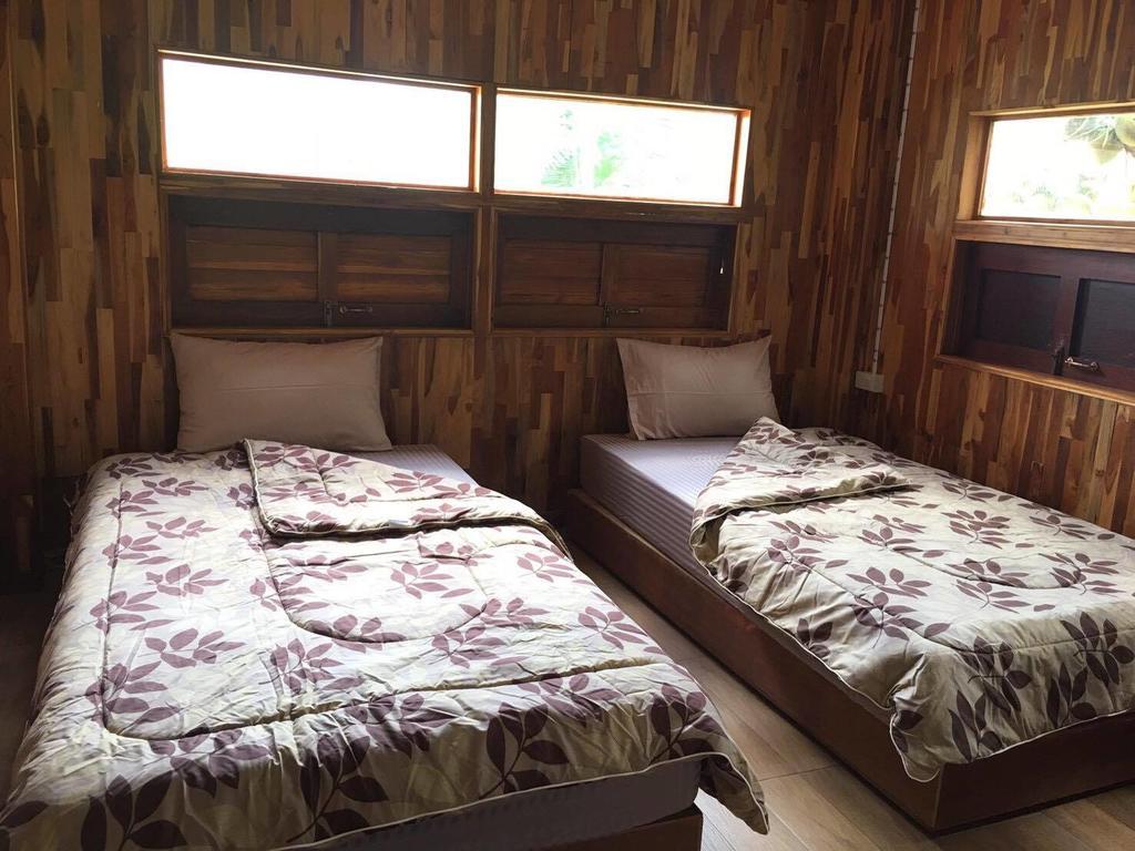 Saduemuenghomestay Phrae Exterior foto
